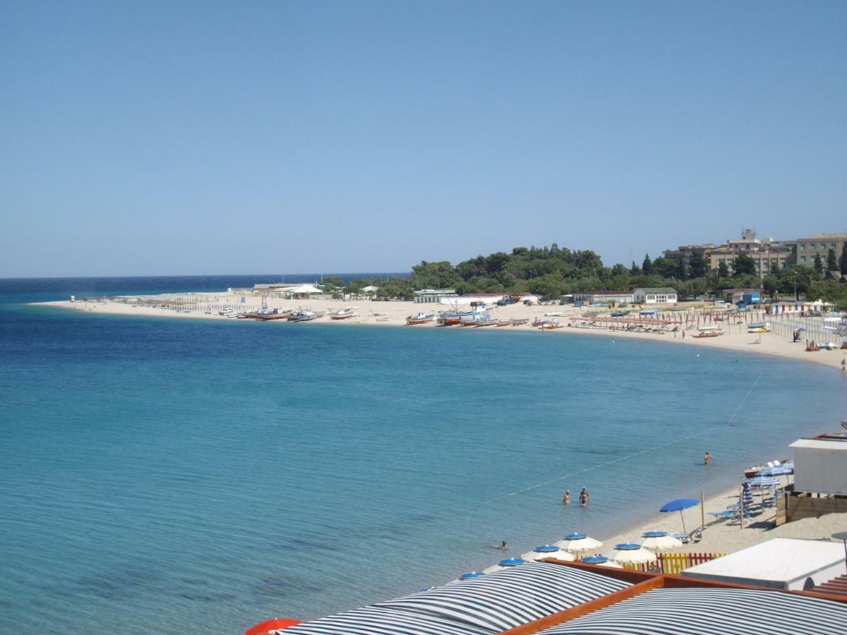 Hotel San Vincenzo Soverato Marina Eksteriør billede