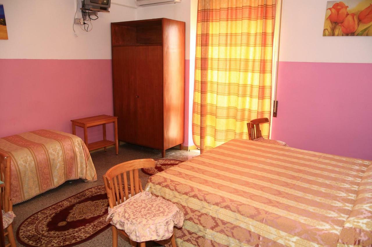 Hotel San Vincenzo Soverato Marina Eksteriør billede