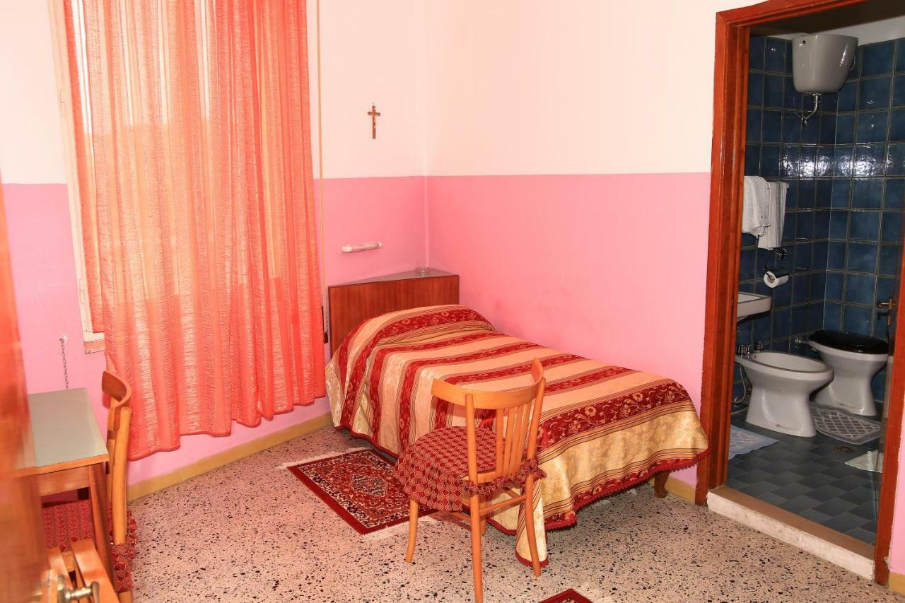 Hotel San Vincenzo Soverato Marina Eksteriør billede